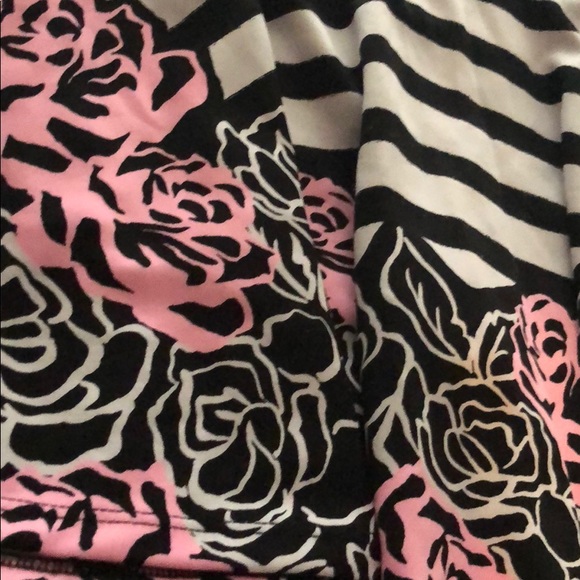 Skirt - Picture 3 of 3